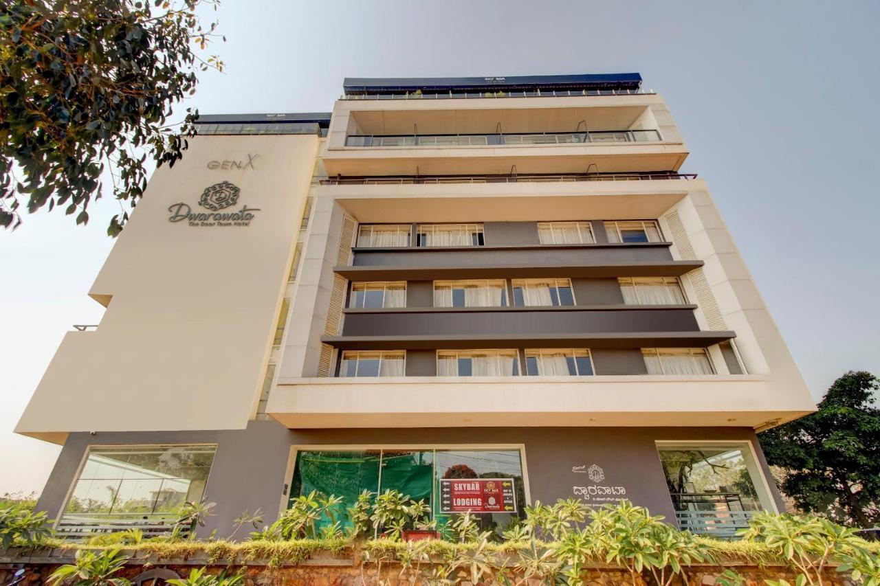 Capital O 77219 Hotel Dwarwata Dharwad Bagian luar foto